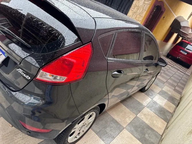 Ford Fiesta 1.6 16V Flex Mec. 5P 2016