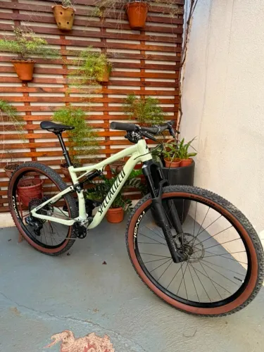 SPECIALIZED EPIC MEN COMP EVO 29 VERDE FLORESTA/AREIA - M