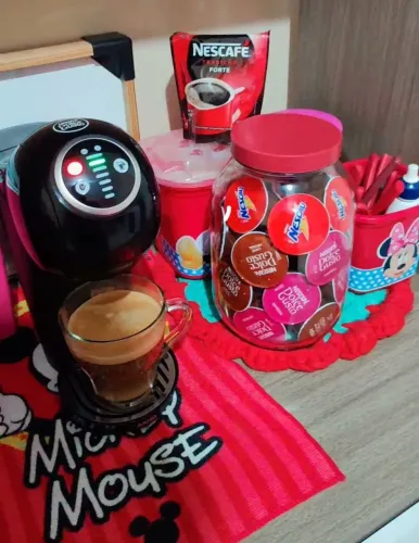 Cafeteira Nescafé Dolce Gusto Genio S Plus da Arno