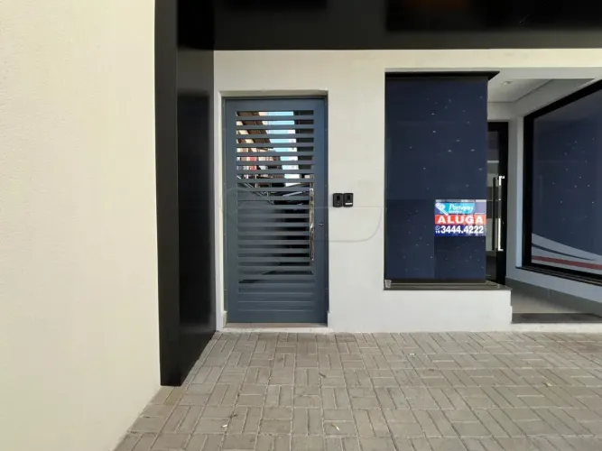 Salão Comercial com Aproximadamente 95m² de Área Útil, Localizado no Centro - Limeira/SP