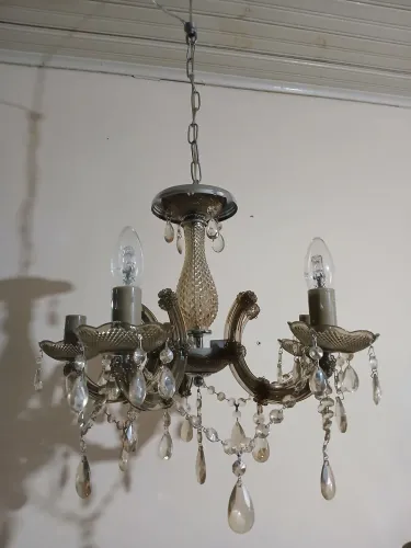 Lustre em bom estado + 2 lâmpadas 