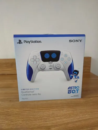 Controle PS5 Astro Bot Olho Aberto LACRADO
