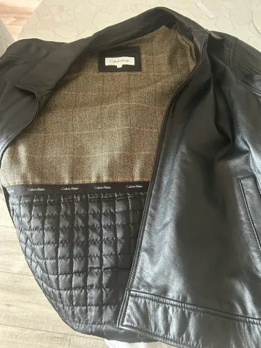 Casaco de couro legítimo Calvin Klein