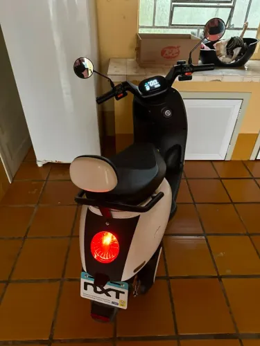 SCOOTER ELÉTRICA 1000W NXT - MODELO KIMBO BRANCA