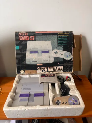 Super Nintendo fat na caixa