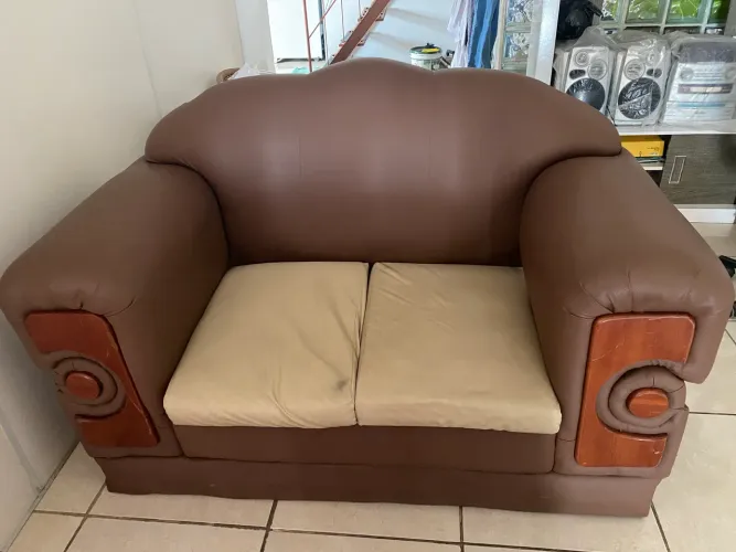 Vende-se Sofás 
