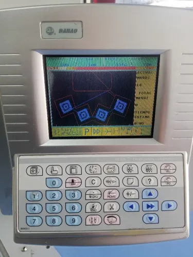 Máquina de bordado