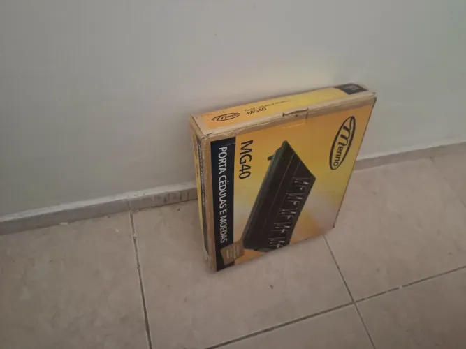 Vende-se Porta cedula e moeda
