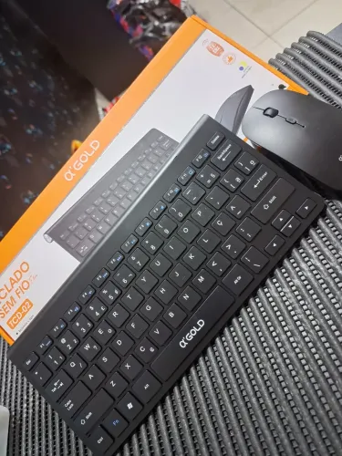 Kit teclado + mouse sem fio design moderno com acabamento premium