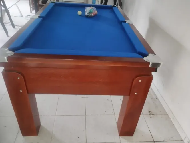 Mesa de sinuca ótimo para chácara 
