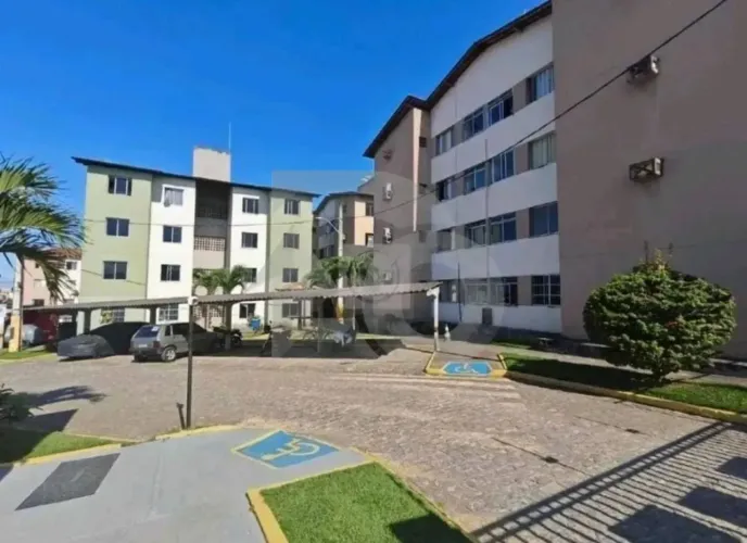 Apartamento Reformado no Riviera Club com 2 Quartos e Pronto para Morar