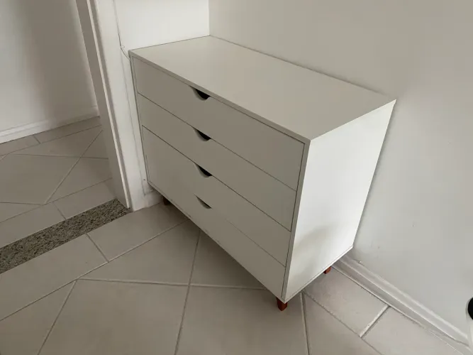 Cômoda Tok Stok 90 X 40