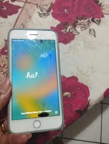 iPhone 8