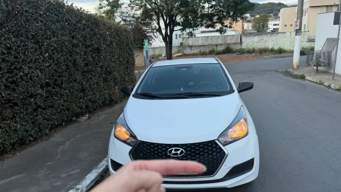 Hyundai HB20 Unique 1.0 Flex 12V Mec. 2019