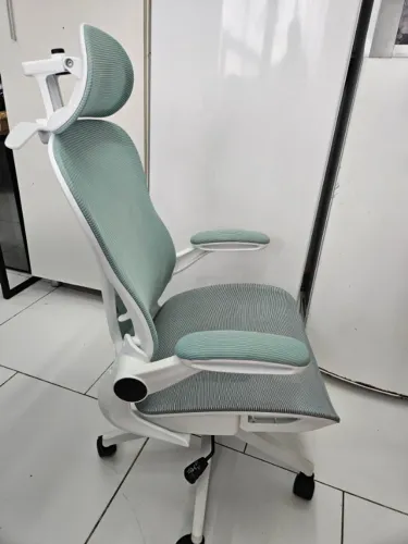 Cadeira executiva nova