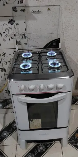 Ótimo fogão Esmaltec top manual de 4 bocas com super chama conservado 