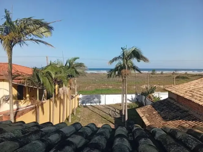MORAR DE FRENTE PARA O MAR POR R$2.400,00/ MES LOCAÇÃO ANUAL