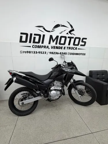 Honda XRE 300 2018 emplacada conservada!