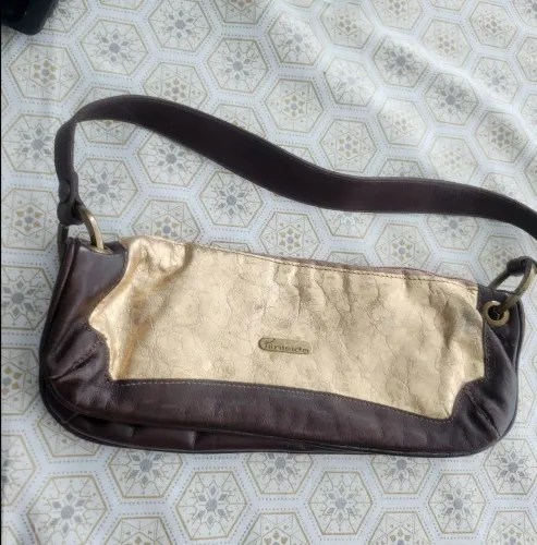 Bolsa dourada de couro original R$ 30