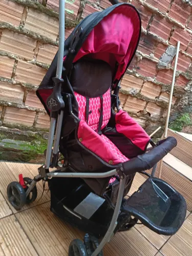 Carrinho de bebê multikids