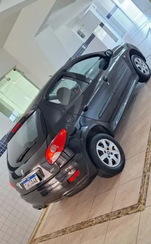 Peugeot 207 XR 1.4 Flex 8V 5P 2012