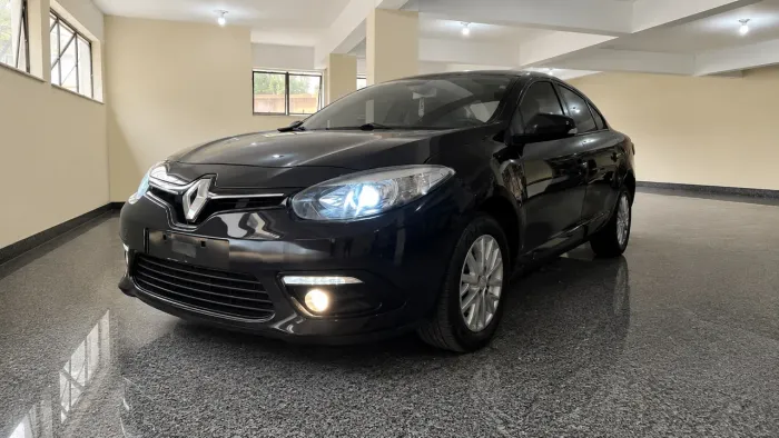 Renault Fluence Sed. Dyn. Plus 2.0 16V Flex Aut. 2017