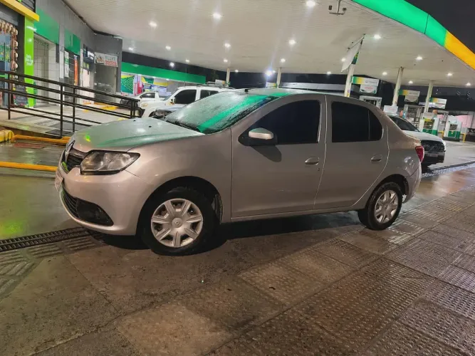 Renault Logan Authentique Hi-flex 1.0 16V 4P 2017