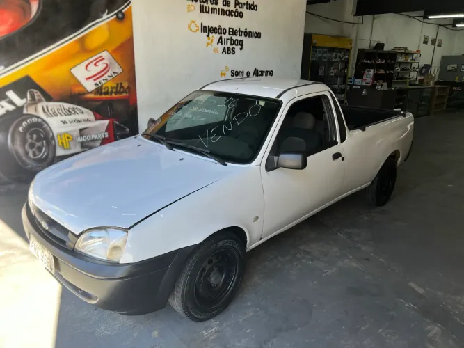 Ford Courier 1.6 L/ 1.6 Flex 2013