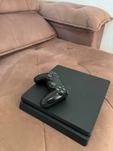 PS4 SLIM DESBLOQUEADO + CONTROLE