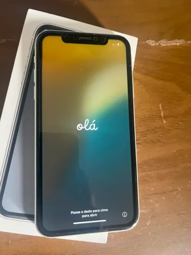 IPHONE XR - R$750 - BATERIA 73% - USADO SEM NENHUMA ARRANHÃO