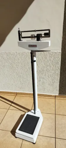 Balança analógica com pedometro para farmácia, decorativa