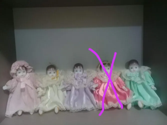 Bonecas de porcelana
