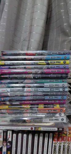 Coleção completa kaiju n.8 Panini