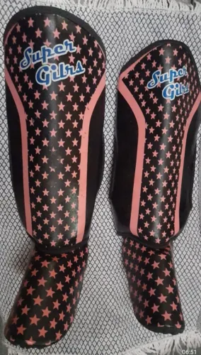 Protetor de canela infantil rosa MMA Boxing 