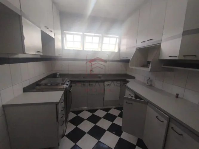 Casa na Vila Prudente, 130m2, 02 quartos sendo 01 suíte e 02 vagas de garagem