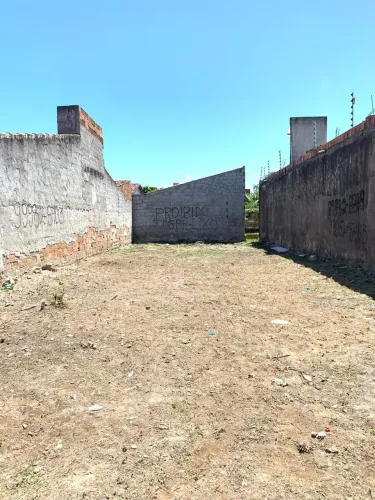 Vendo terreno medindo 8x20