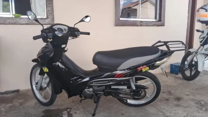 Moto Zig 50 - Baixa Quilometragem- 3.200
