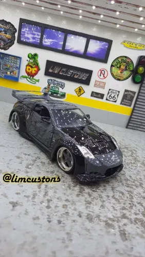 Jada toys 1:24 - Velozes e Furiosos D.k s Nissan 350Z