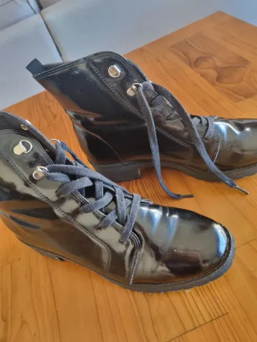 Vendo coturno preto tam 39