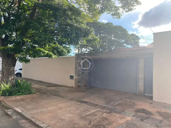 EXCELENTE LOCALIZAÇÃO IMÓVEL NO BAIRRO SÃO BENTO