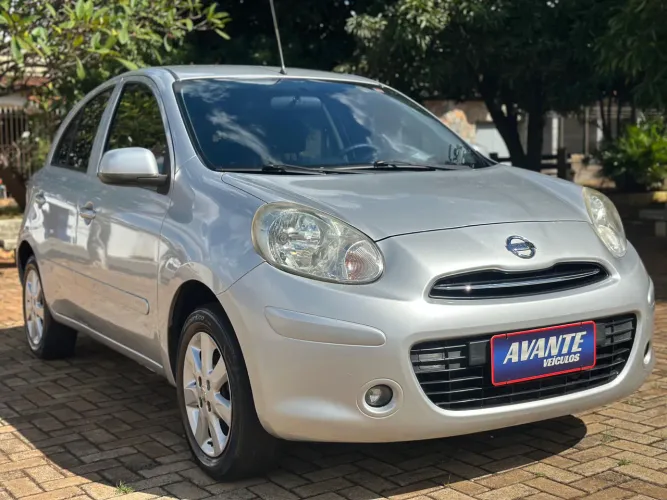 Nissan March S 1.6 16V Flex Fuel 5P 2013