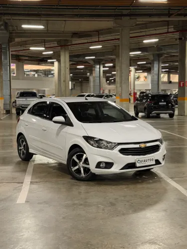 Chevrolet Onix Hatch LTZ 1.4 8V Flex Mec. 4P 2019