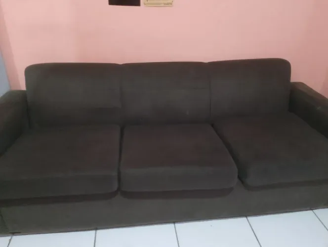 Sofá grande com duas poltronas