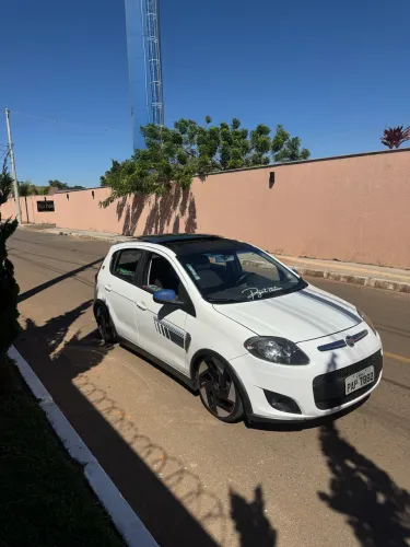 Fiat Palio Sporting 1.6 Flex 16V 5P 2016