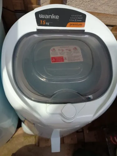 Máquina de lavar e centrífuga 