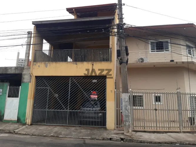 Procurando um imóvel que se paga sozinho ou espaço para toda a família?