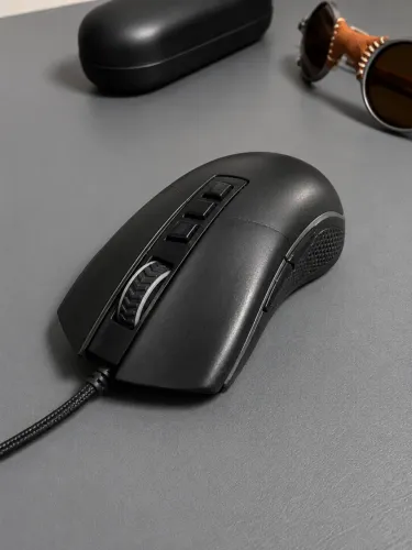 Mouse Redragon Cobra RGB - Excelente Estado