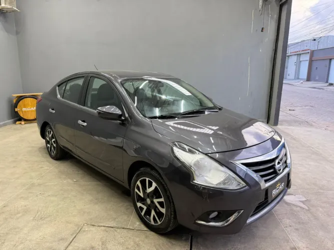 Nissan Versa Unique 1.6 16V Flex 4P Mec. 2016