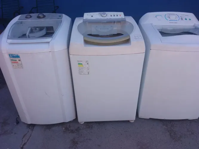 Venda si 3 máquina de lavar roupa todas com garantia  em eselente estado 