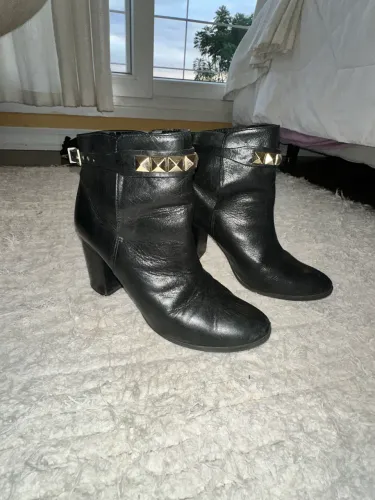 Bota de couro Schutz